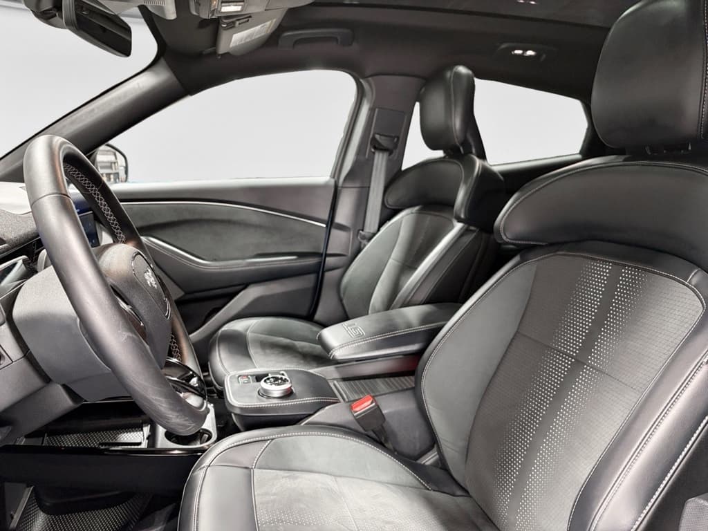 2023 Ford Mustang Mach-E view 18