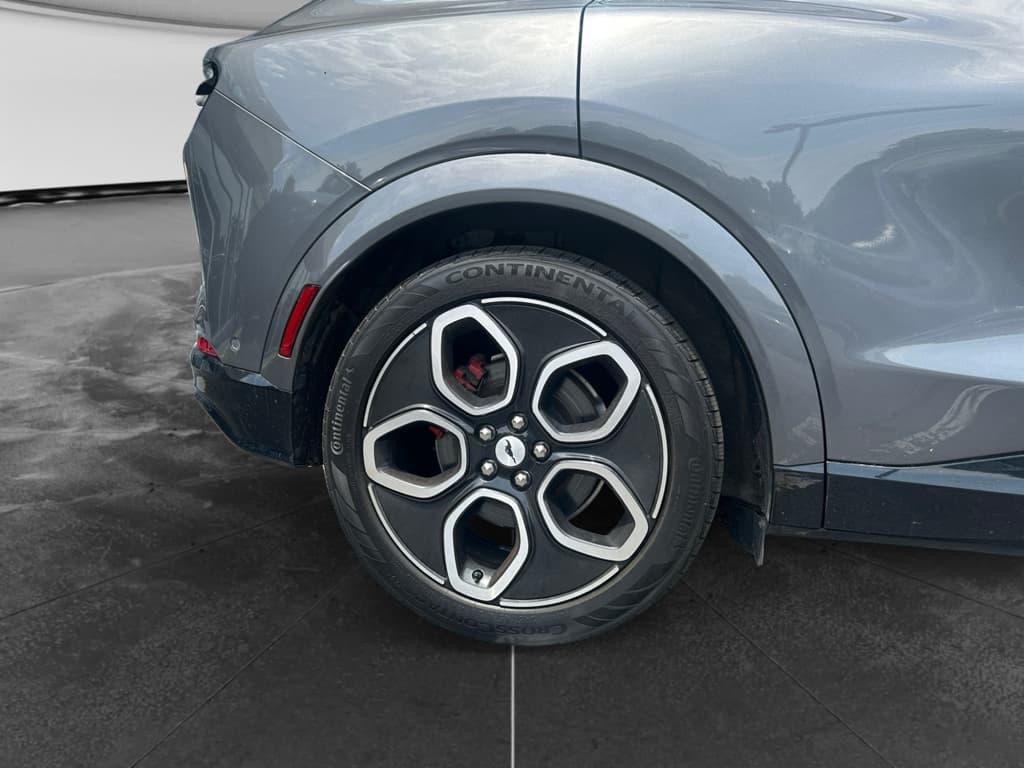 2023 Ford Mustang Mach-E view 20