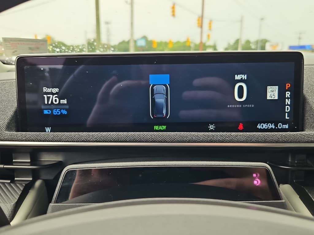 2021 Ford Mustang Mach-E view 9