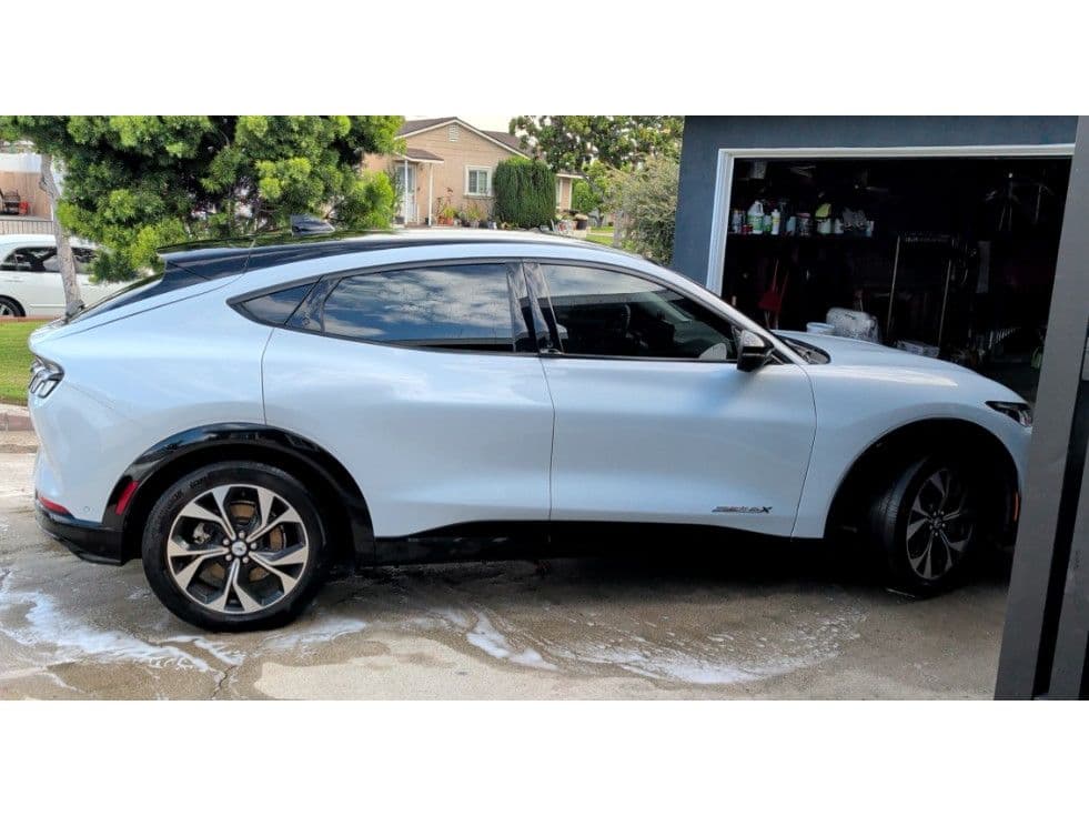 2021 Ford Mustang Mach-E view 3