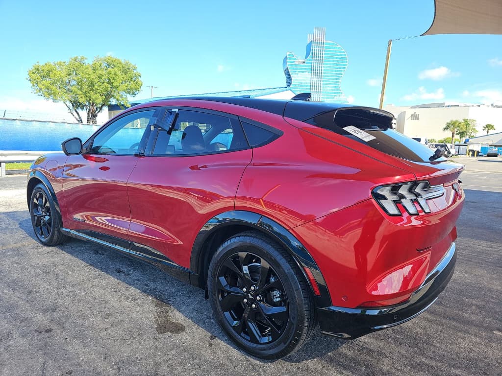 2023 Ford Mustang Mach-E view 4