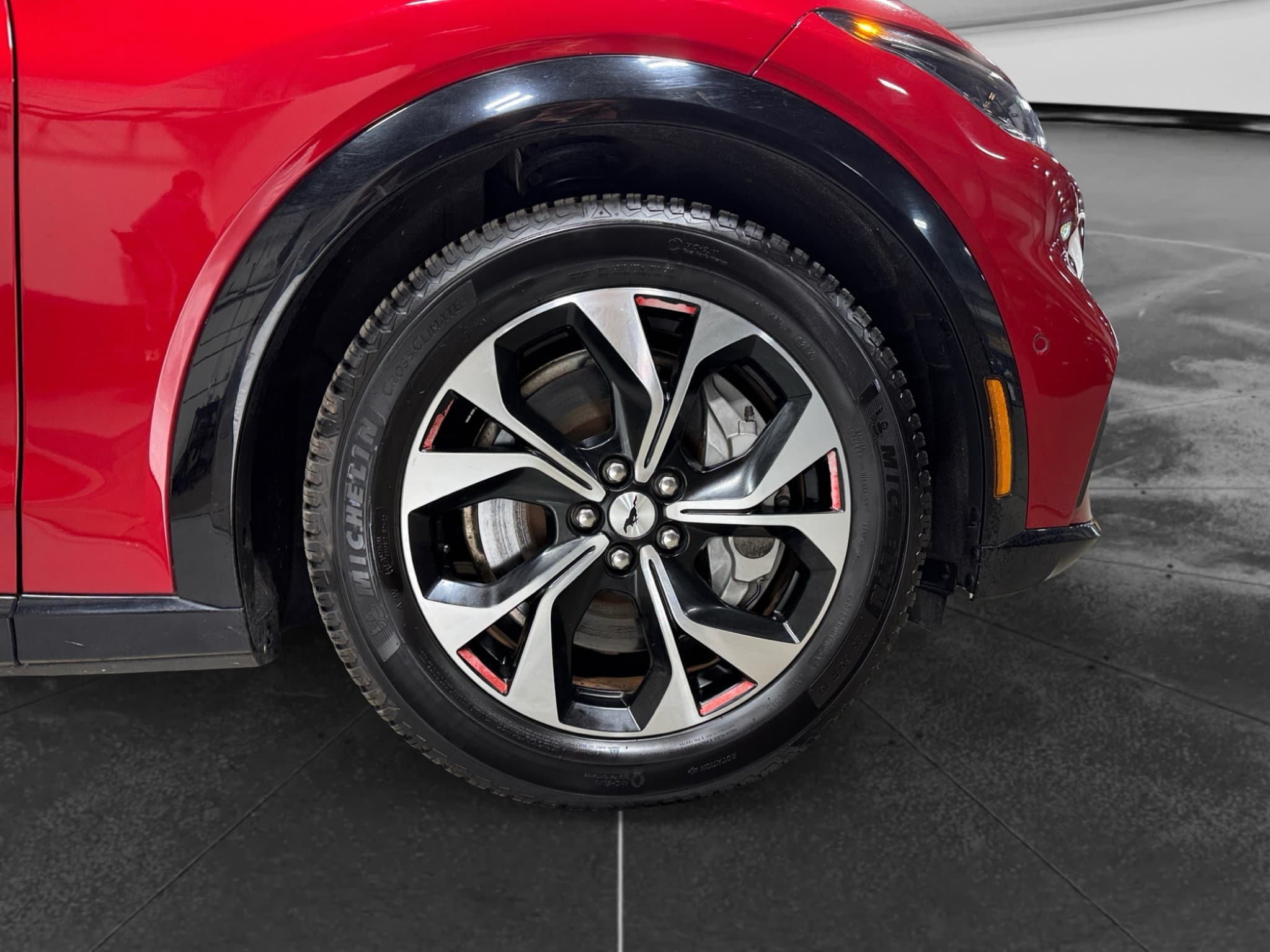2021 Ford Mustang Mach-E view 35