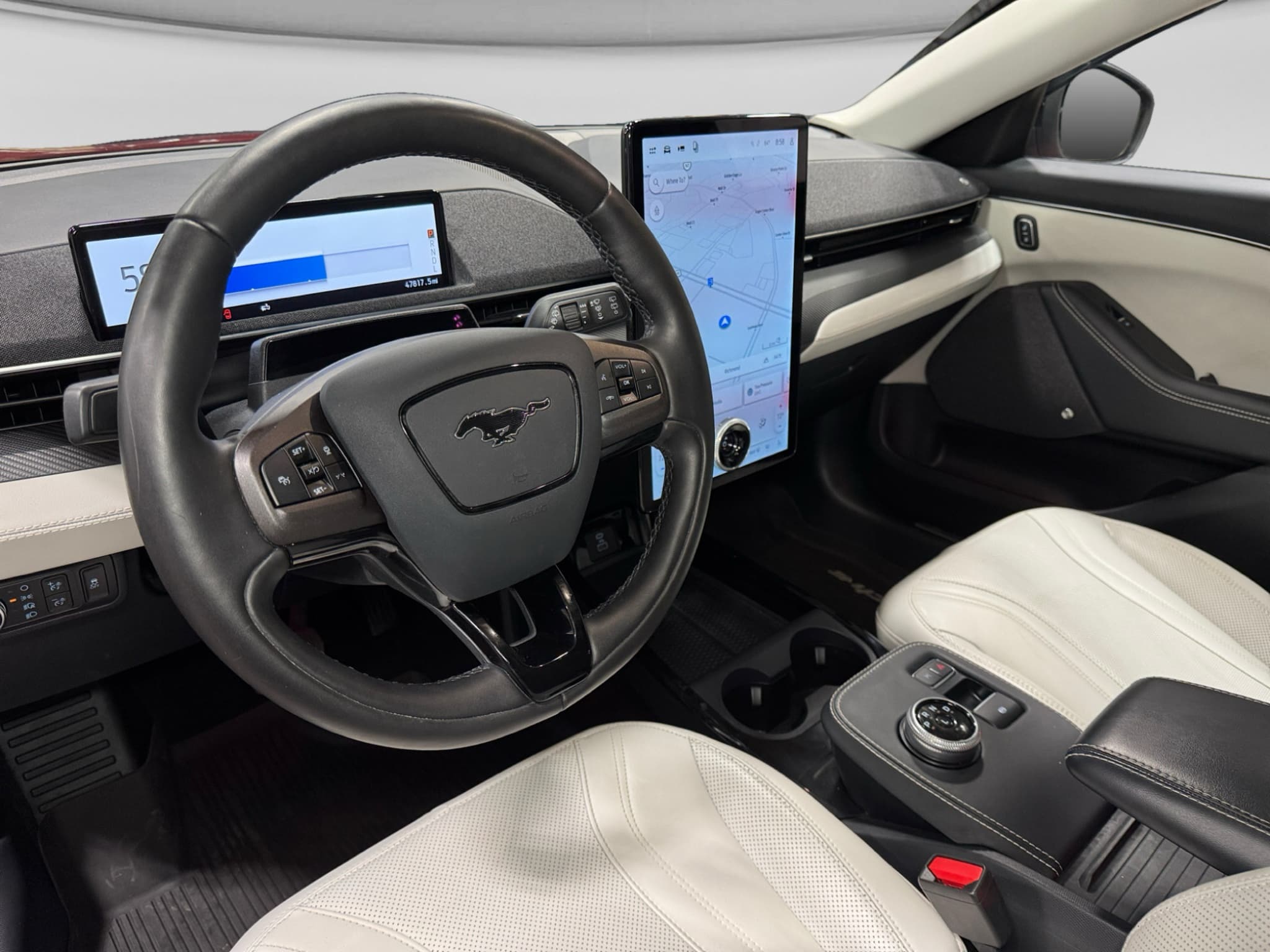 2021 Ford Mustang Mach-E view 18