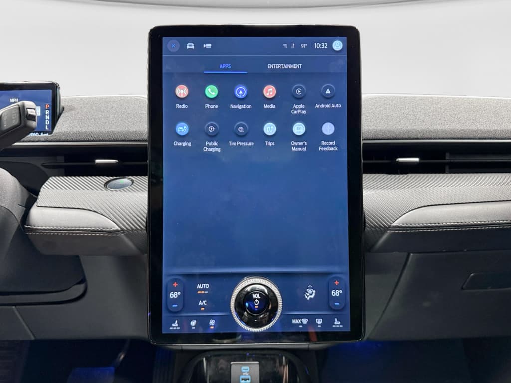 2023 Ford Mustang Mach-E view 14