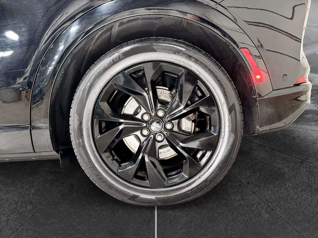 2023 Ford Mustang Mach-E view 34