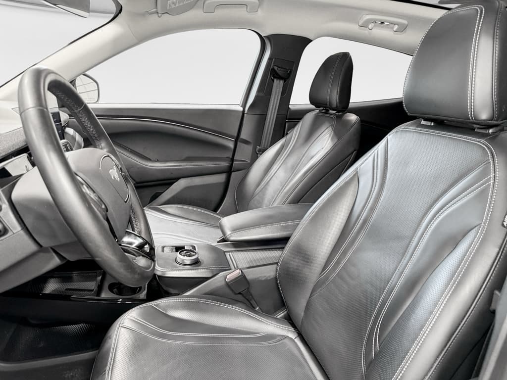 2023 Ford Mustang Mach-E view 18