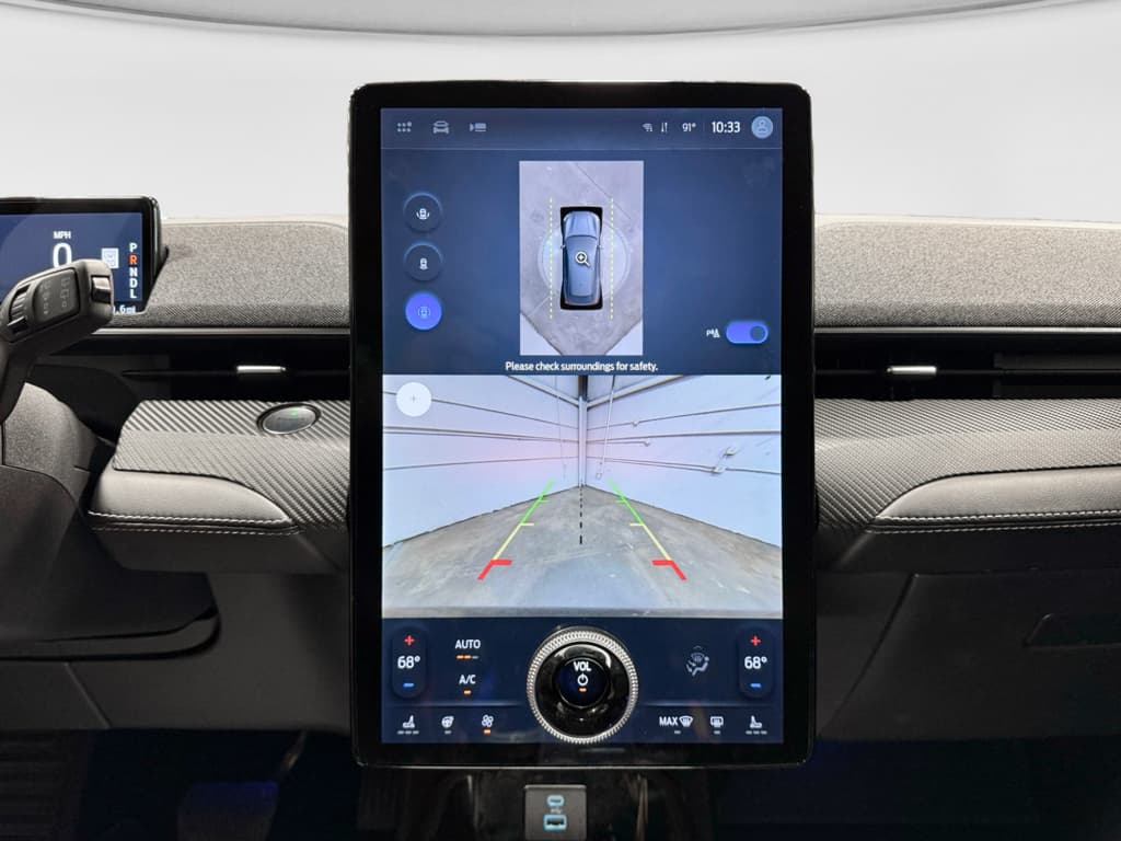 2023 Ford Mustang Mach-E view 15
