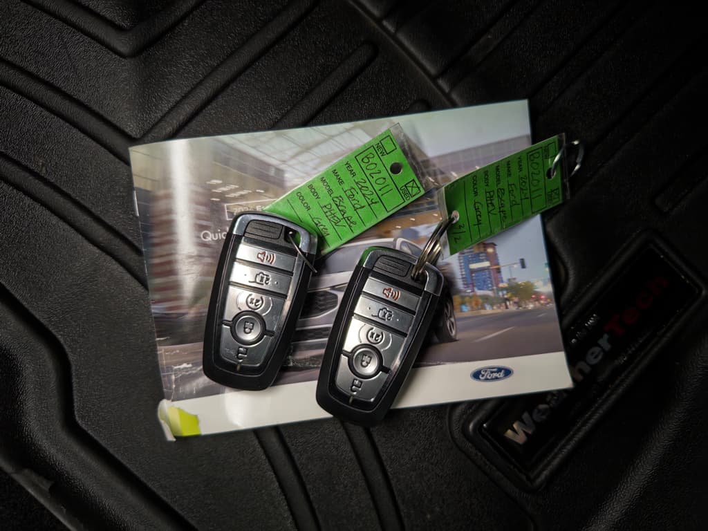 2024 Ford Escape view 23