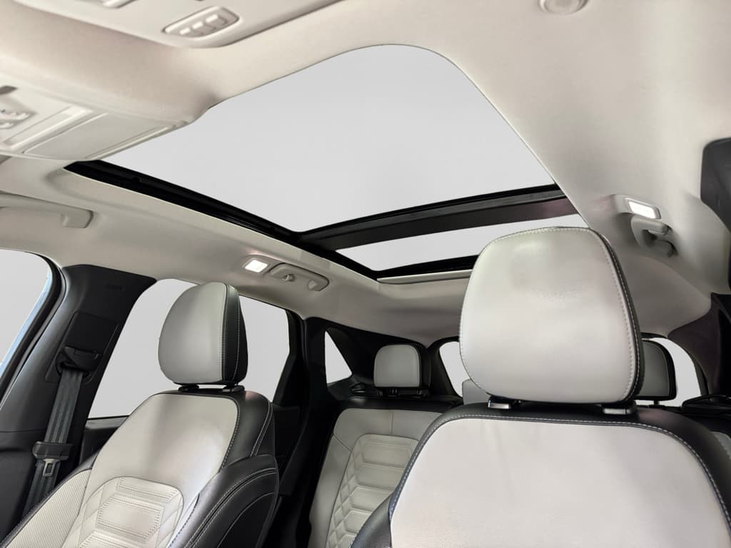 2024 Ford Escape view 24