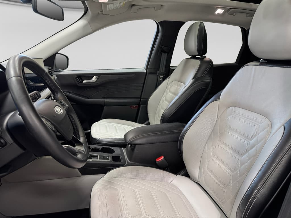 2024 Ford Escape view 17