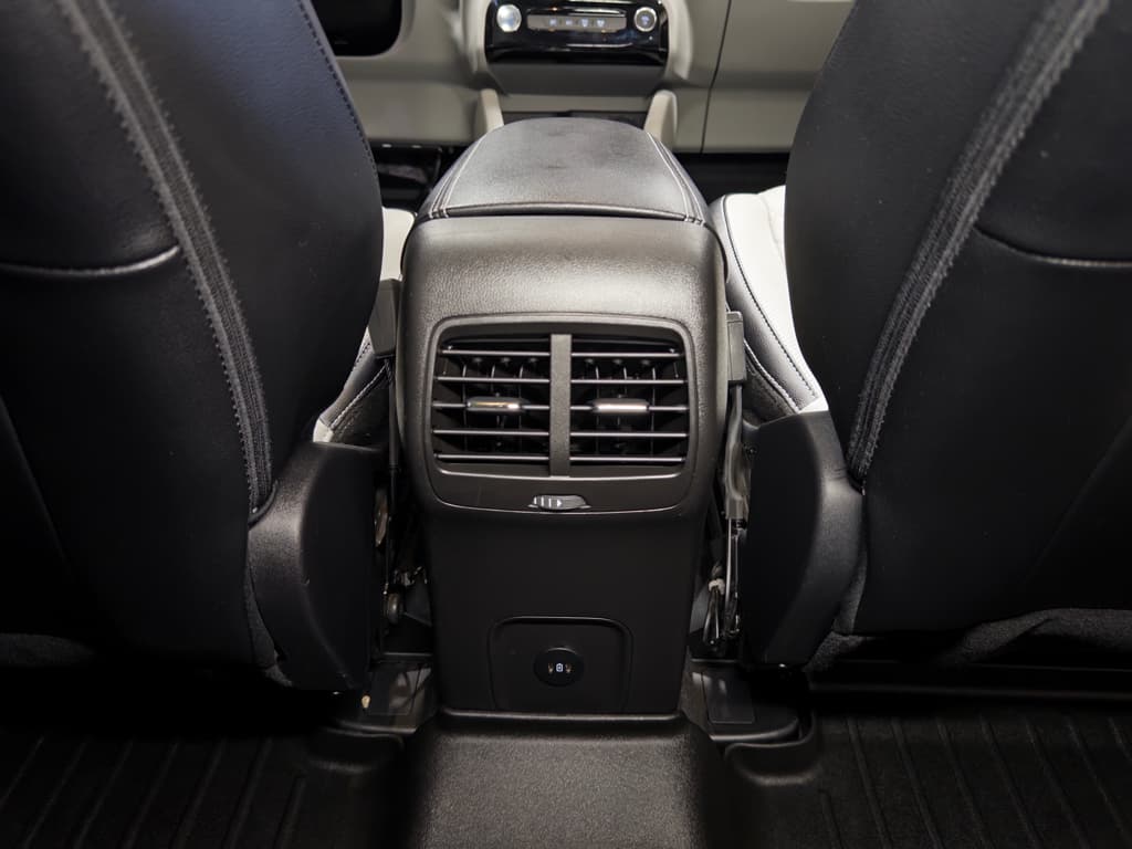 2024 Ford Escape view 21