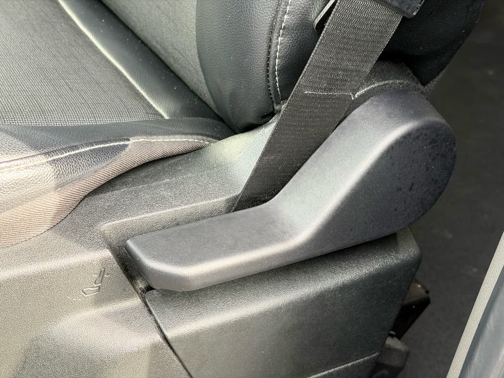 2024 Ford E-Transit view 7