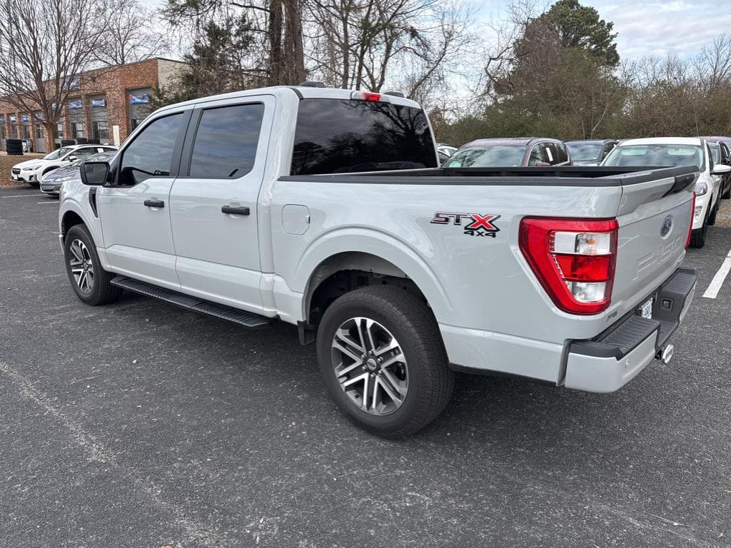 2023 Ford F-150 view 2
