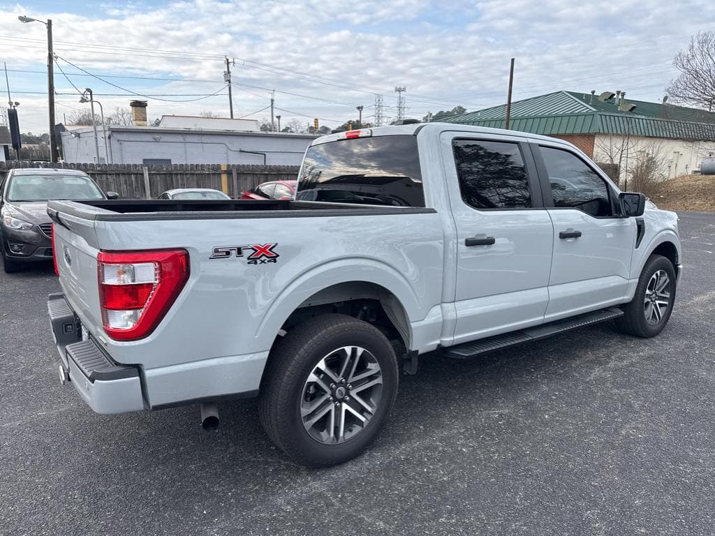 2023 Ford F-150 view 3