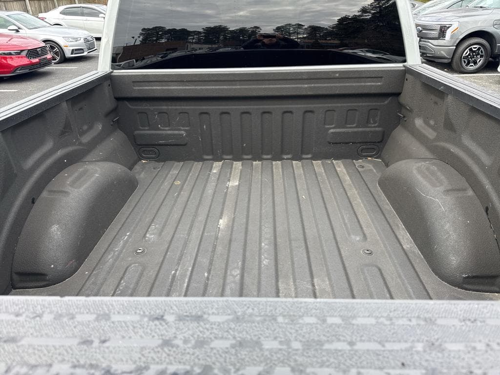 2023 Ford F-150 view 5