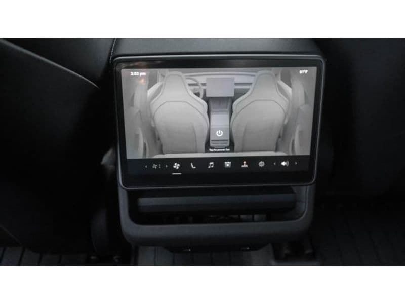2024 Tesla Model 3 view 11