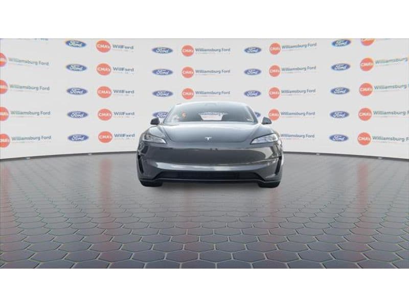 2024 Tesla Model 3 view 2