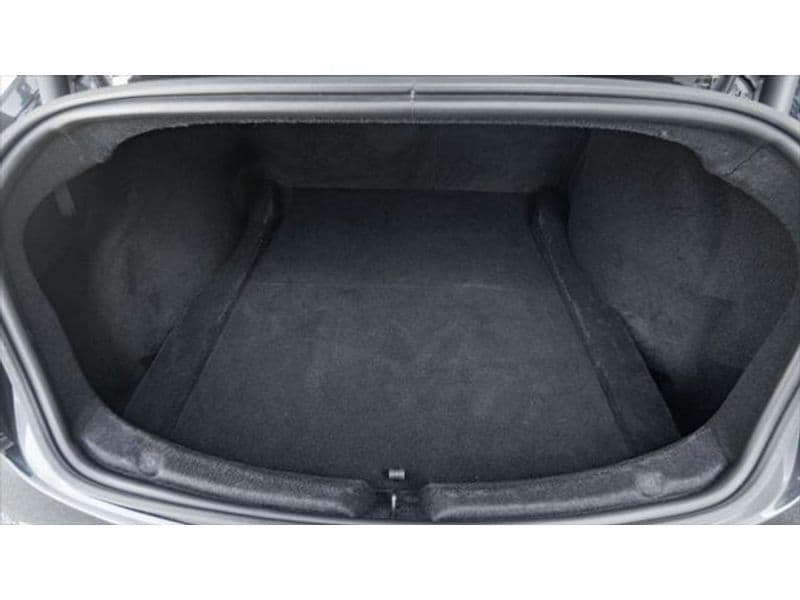 2024 Tesla Model 3 view 9