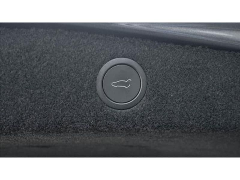 2024 Tesla Model 3 view 10
