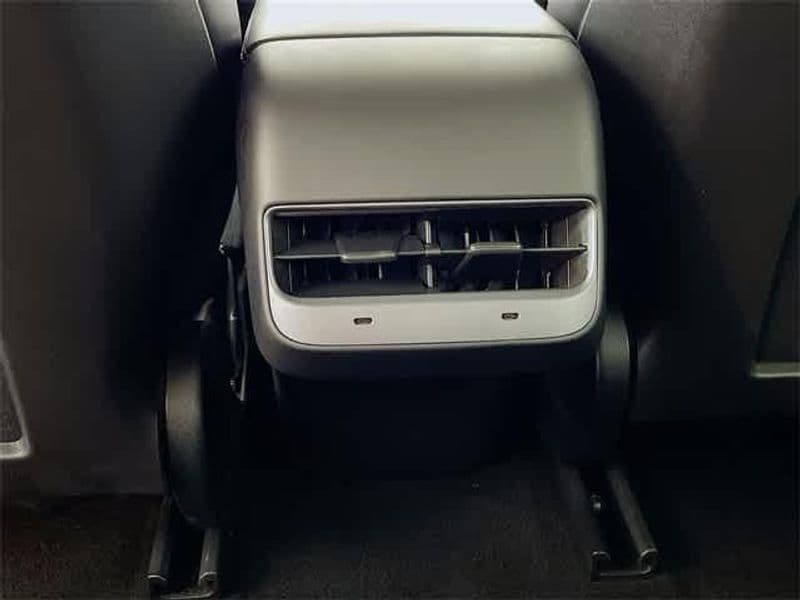 2023 Tesla Model 3 view 28