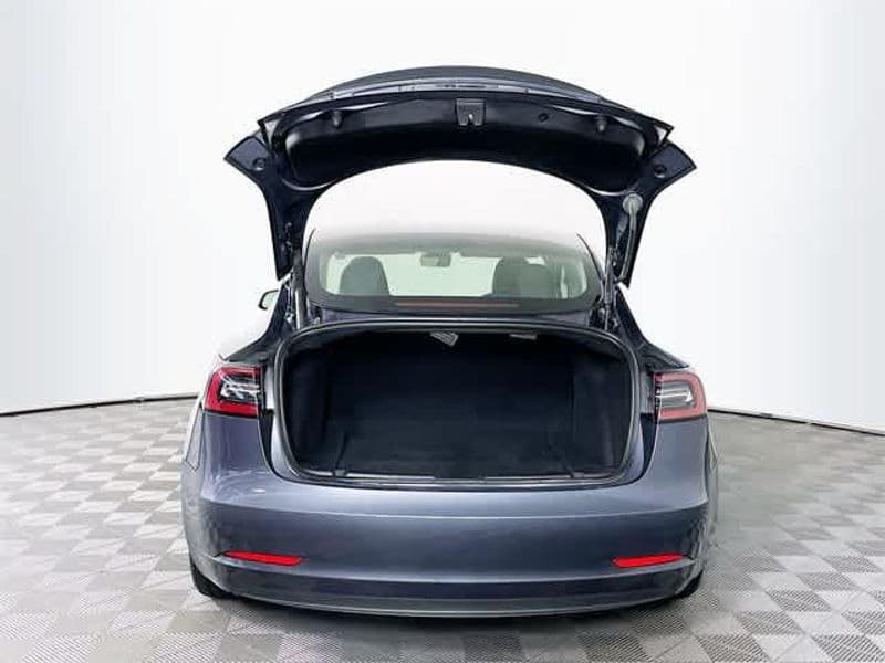 2023 Tesla Model 3 view 29