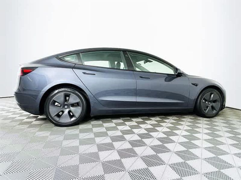 2023 Tesla Model 3 view 10