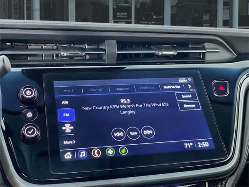 2023 Chevrolet Bolt EV view 18