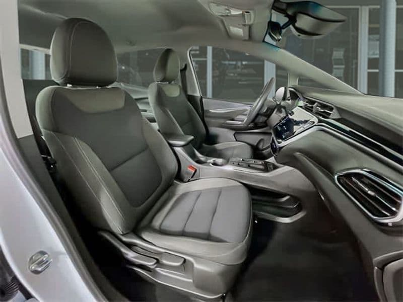 2023 Chevrolet Bolt EV view 22