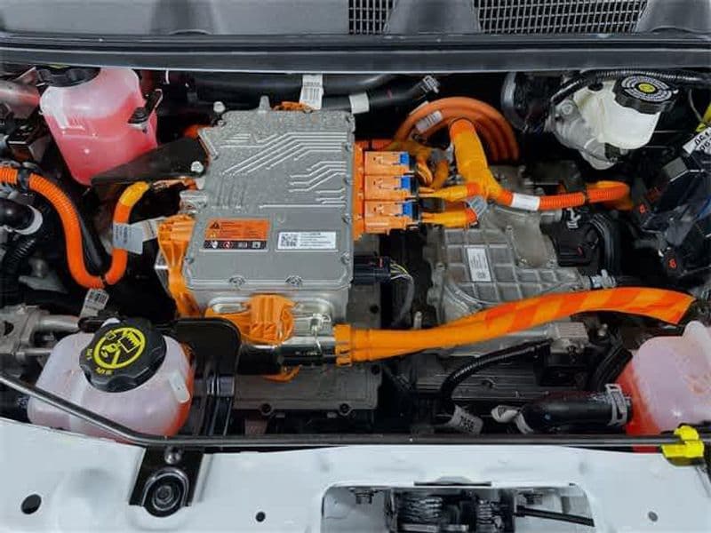 2023 Chevrolet Bolt EV view 31