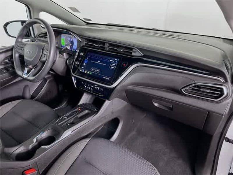 2023 Chevrolet Bolt EV view 30