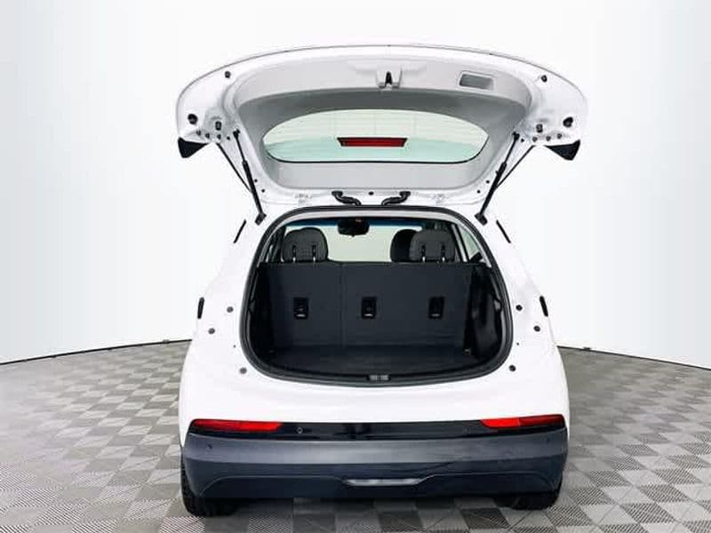 2023 Chevrolet Bolt EV view 27