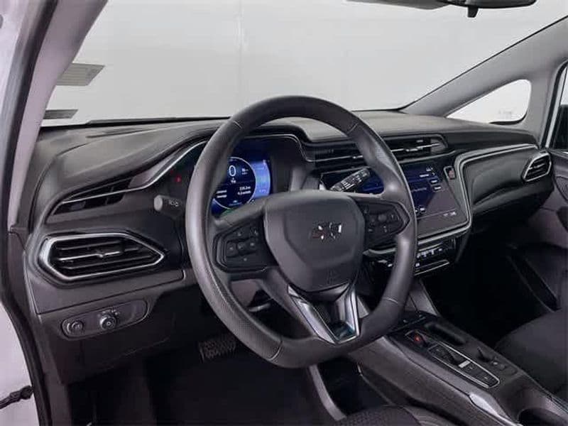 2023 Chevrolet Bolt EV view 13