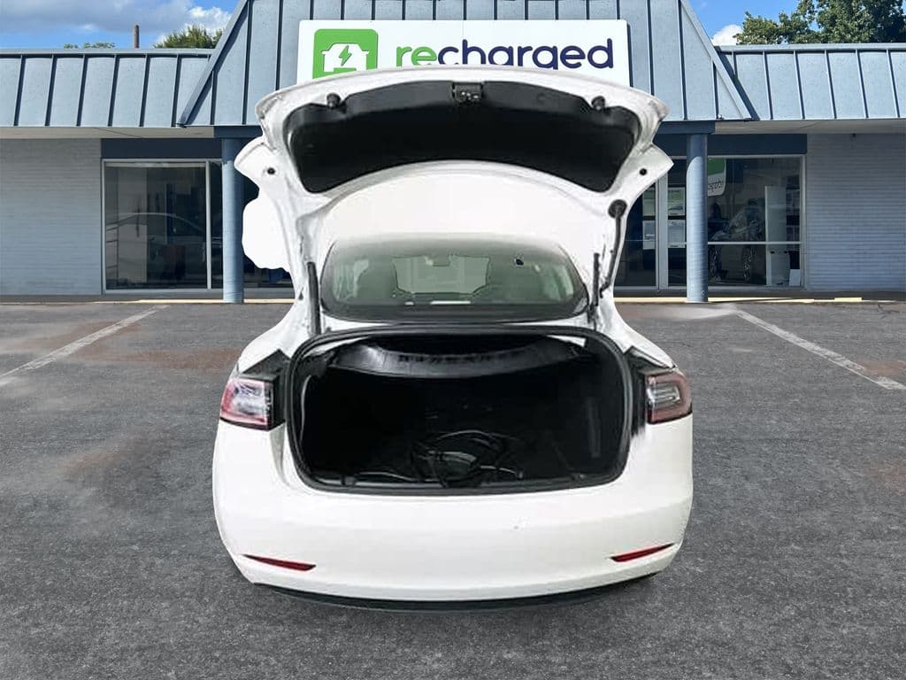 2021 Tesla Model 3 view 25