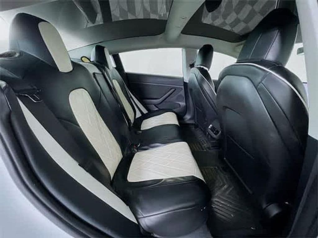 2021 Tesla Model 3 view 26