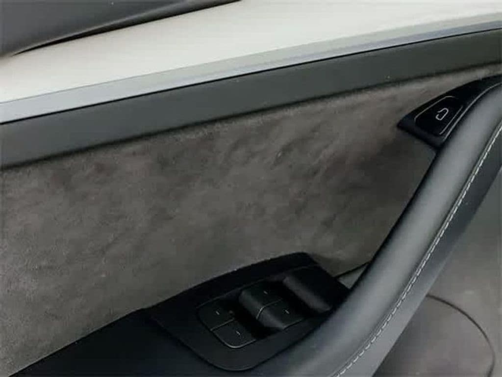 2021 Tesla Model 3 view 17