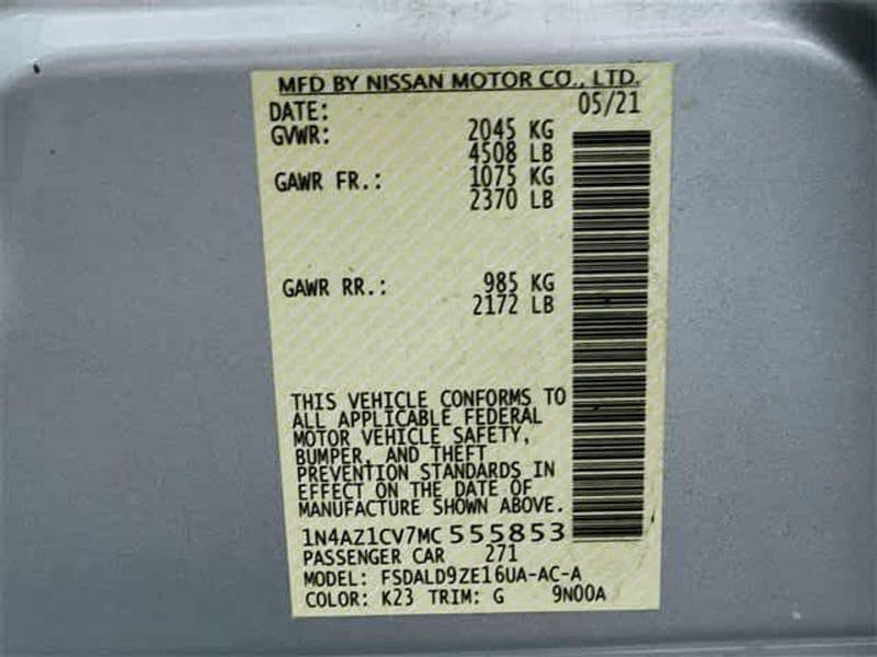 2021 Nissan LEAF view 33