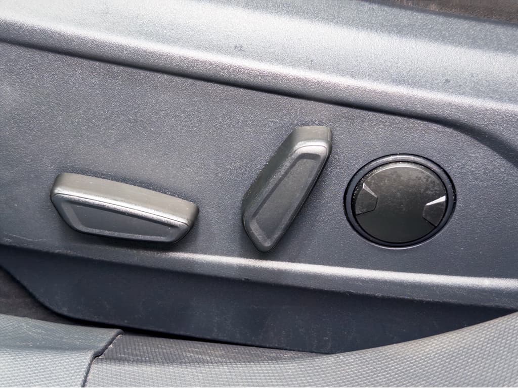 2021 Ford Mustang Mach-E view 6
