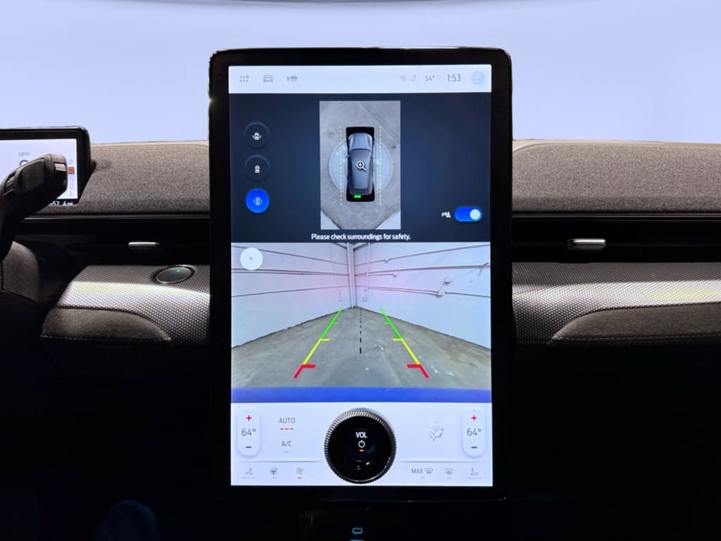 2021 Ford Mustang Mach-E view 13