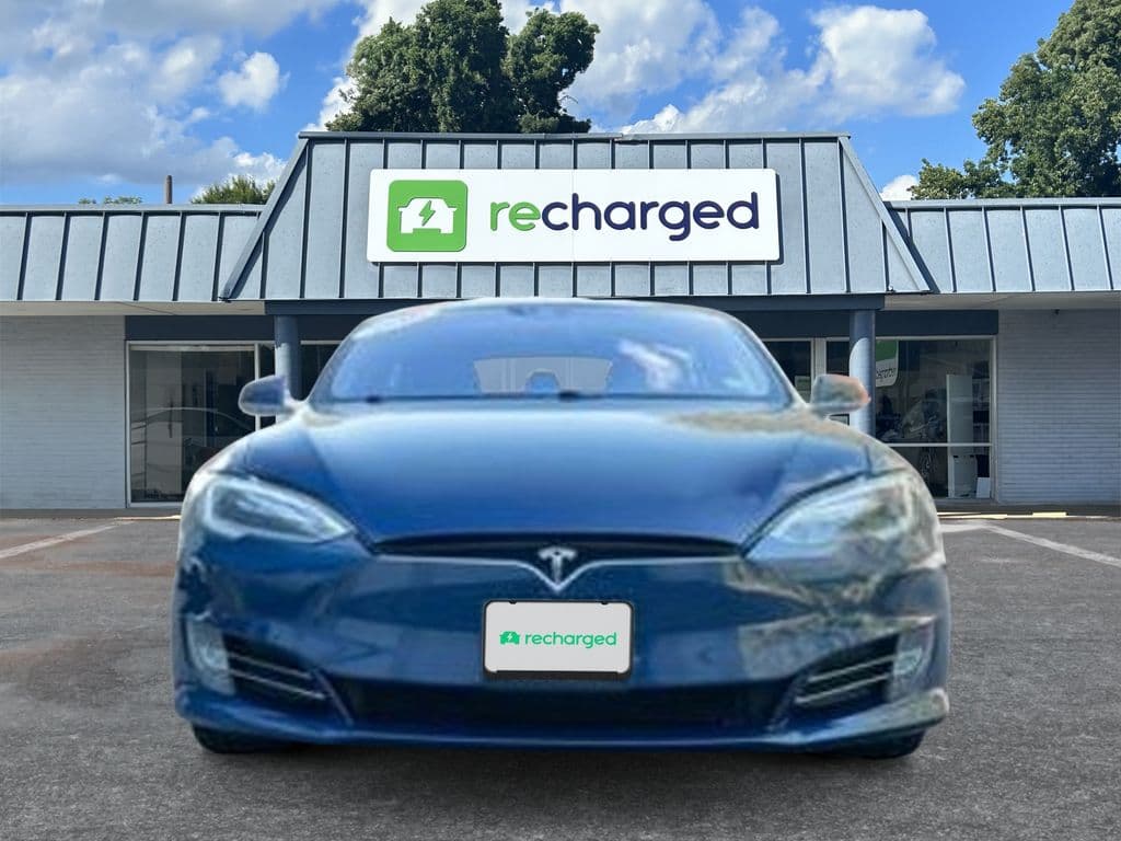2016 Tesla Model S view 2