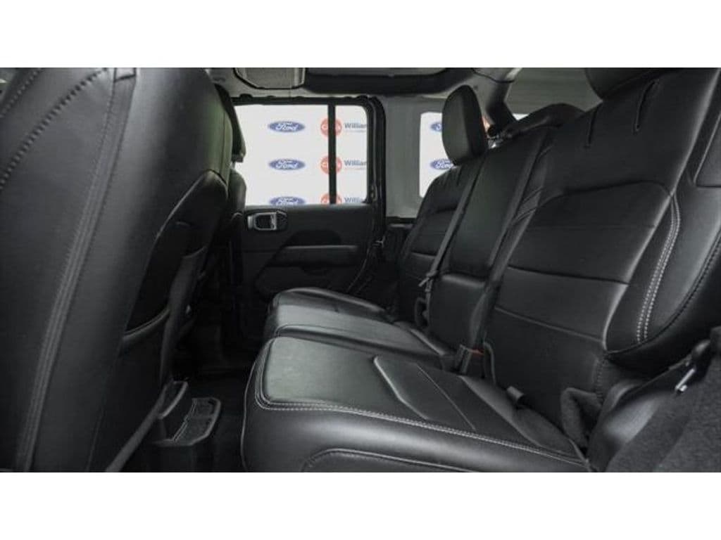 2021 Jeep Wrangler view 5