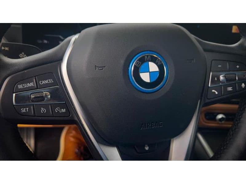 2023 BMW i4 Gran Coupe view 23