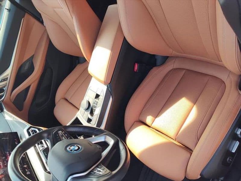 2023 BMW i4 Gran Coupe view 9