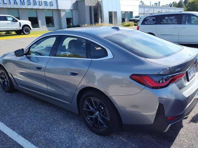 2023 BMW i4 Gran Coupe view 4