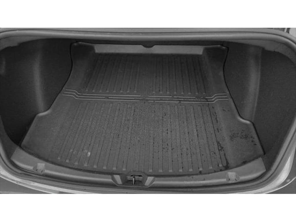 2023 Tesla Model 3 view 13