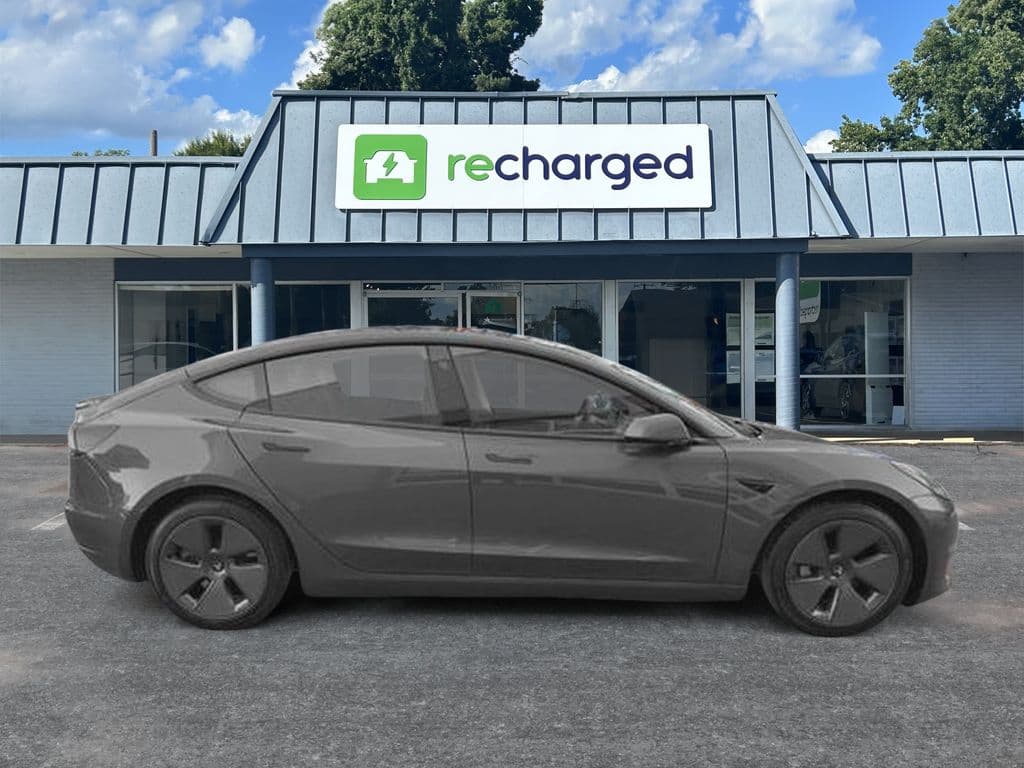 2023 Tesla Model 3 view 6