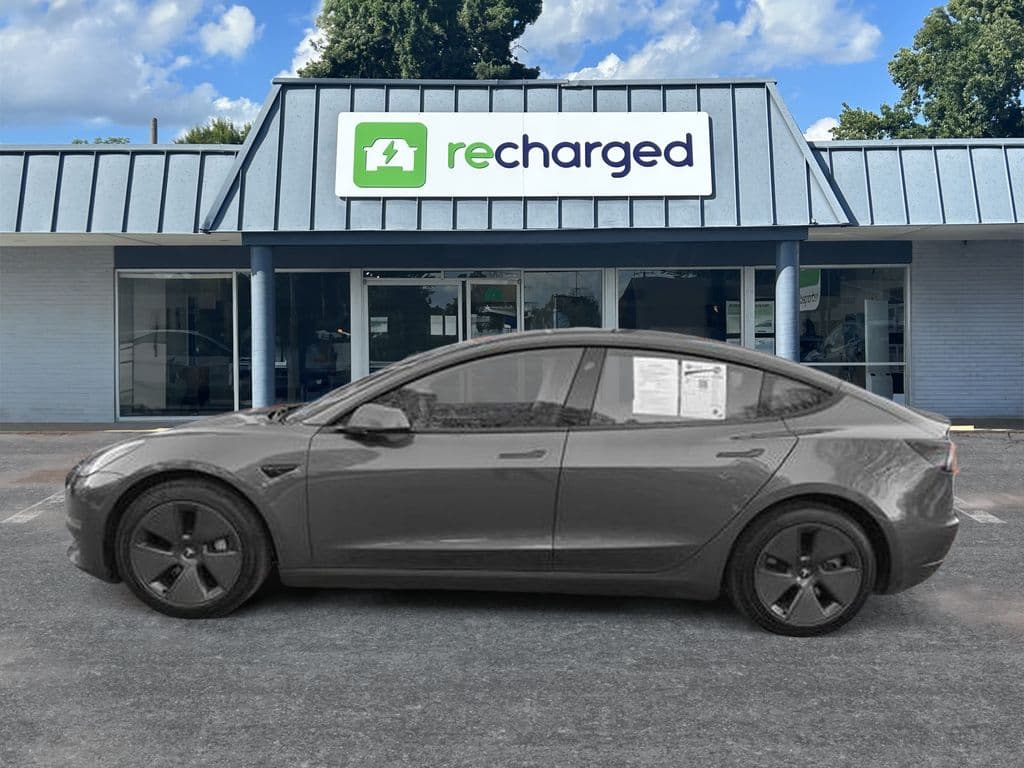 2023 Tesla Model 3 view 2