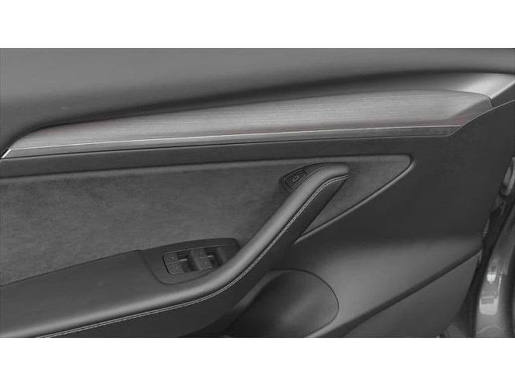 2023 Tesla Model 3 view 17