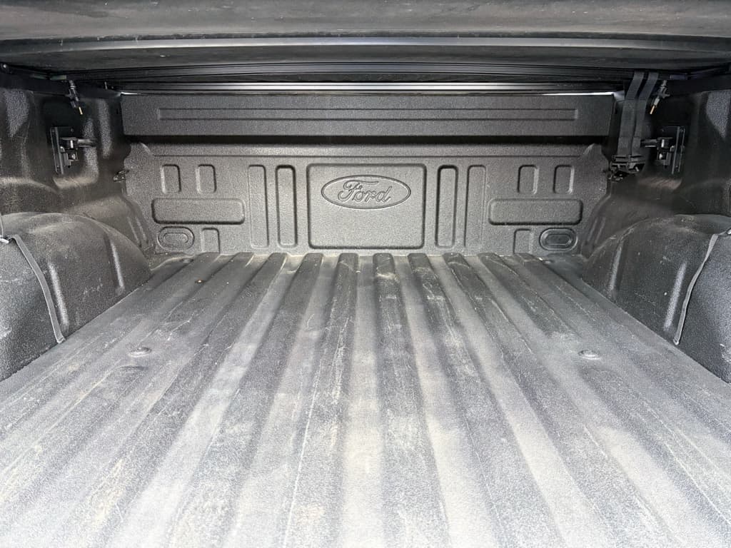 2024 Ford F-150 Lightning view 32