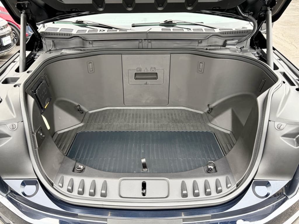 2024 Ford F-150 Lightning view 26