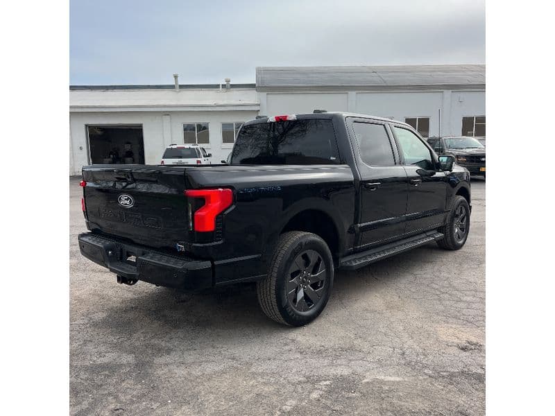 2025 Ford F-150 Lightning view 3